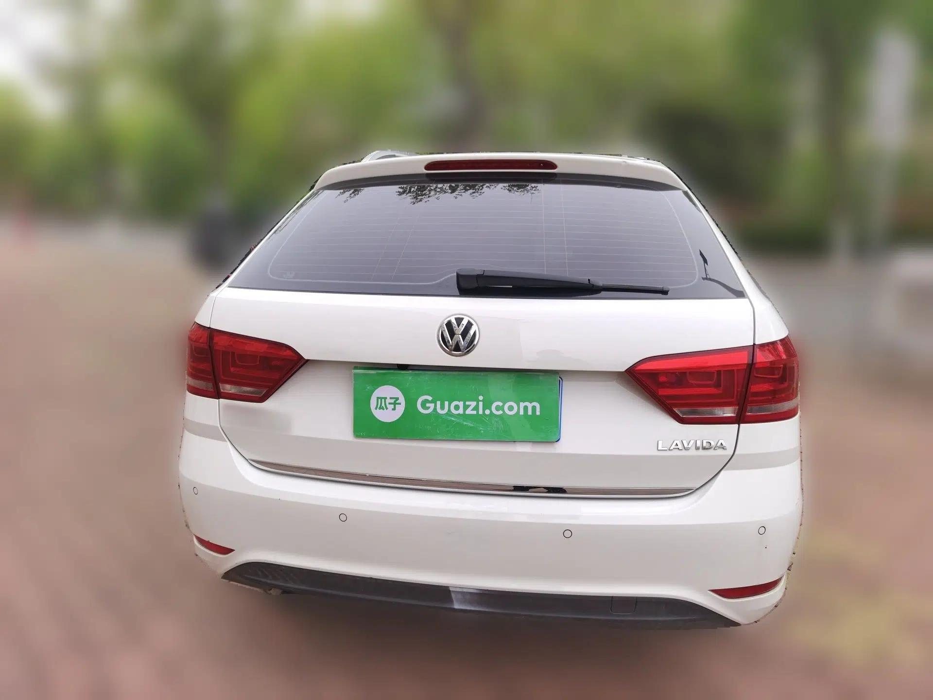 Volkswagen Gran Lavida 2015 1.6L Automatic Comfort Edition — миниатюра 5