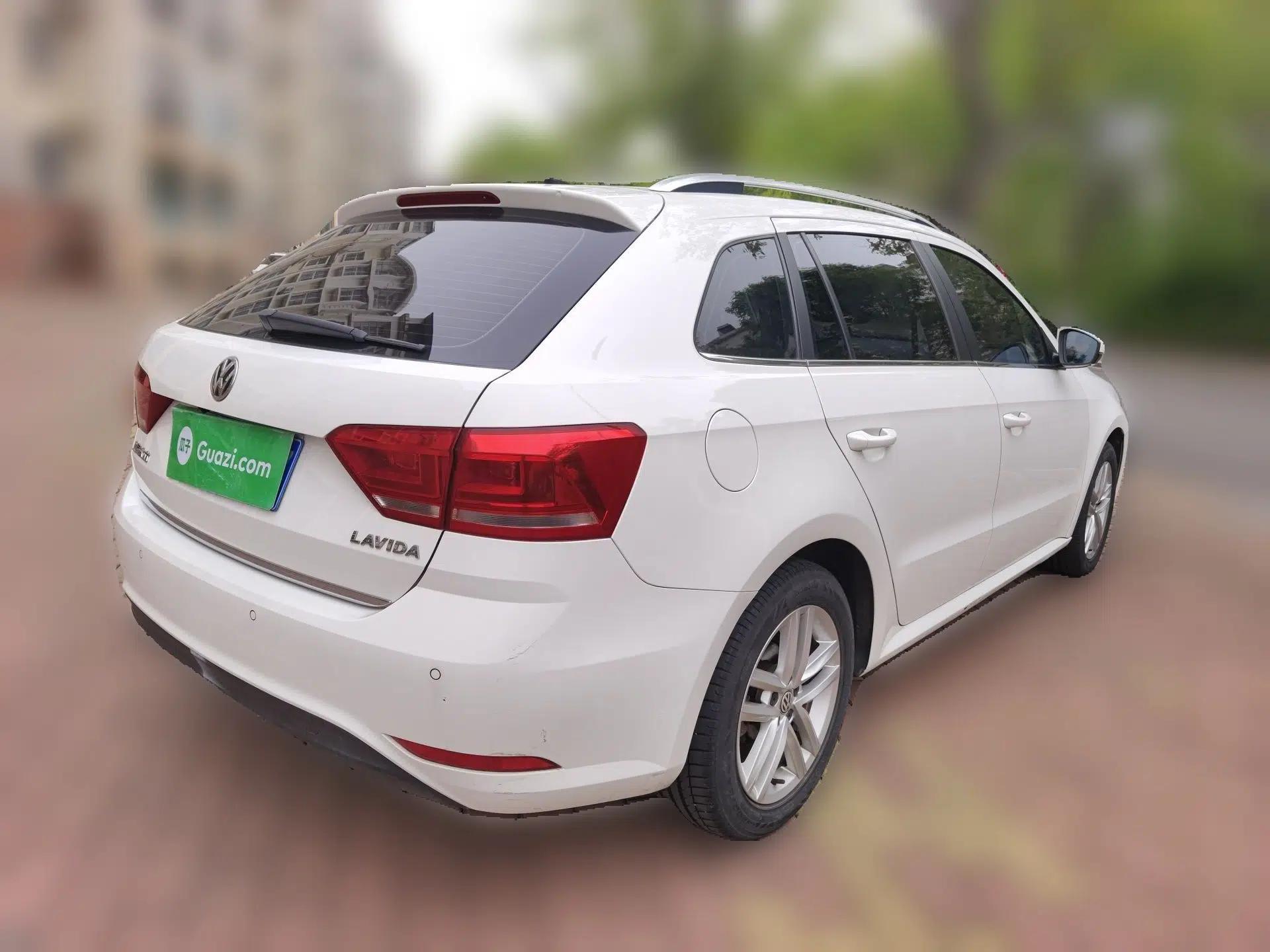 Volkswagen Gran Lavida 2015 1.6L Automatic Comfort Edition — миниатюра 6