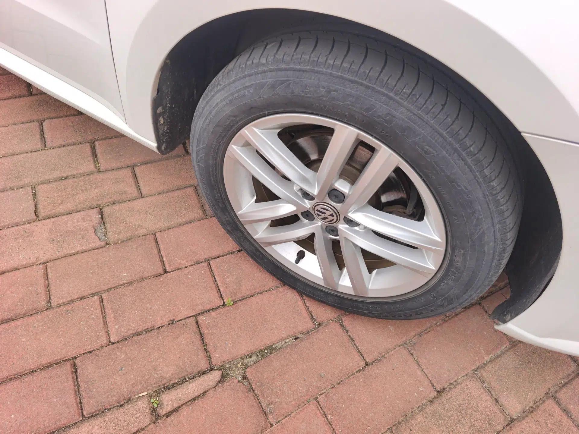 Volkswagen Gran Lavida 2015 1.6L Automatic Comfort Edition — миниатюра 8