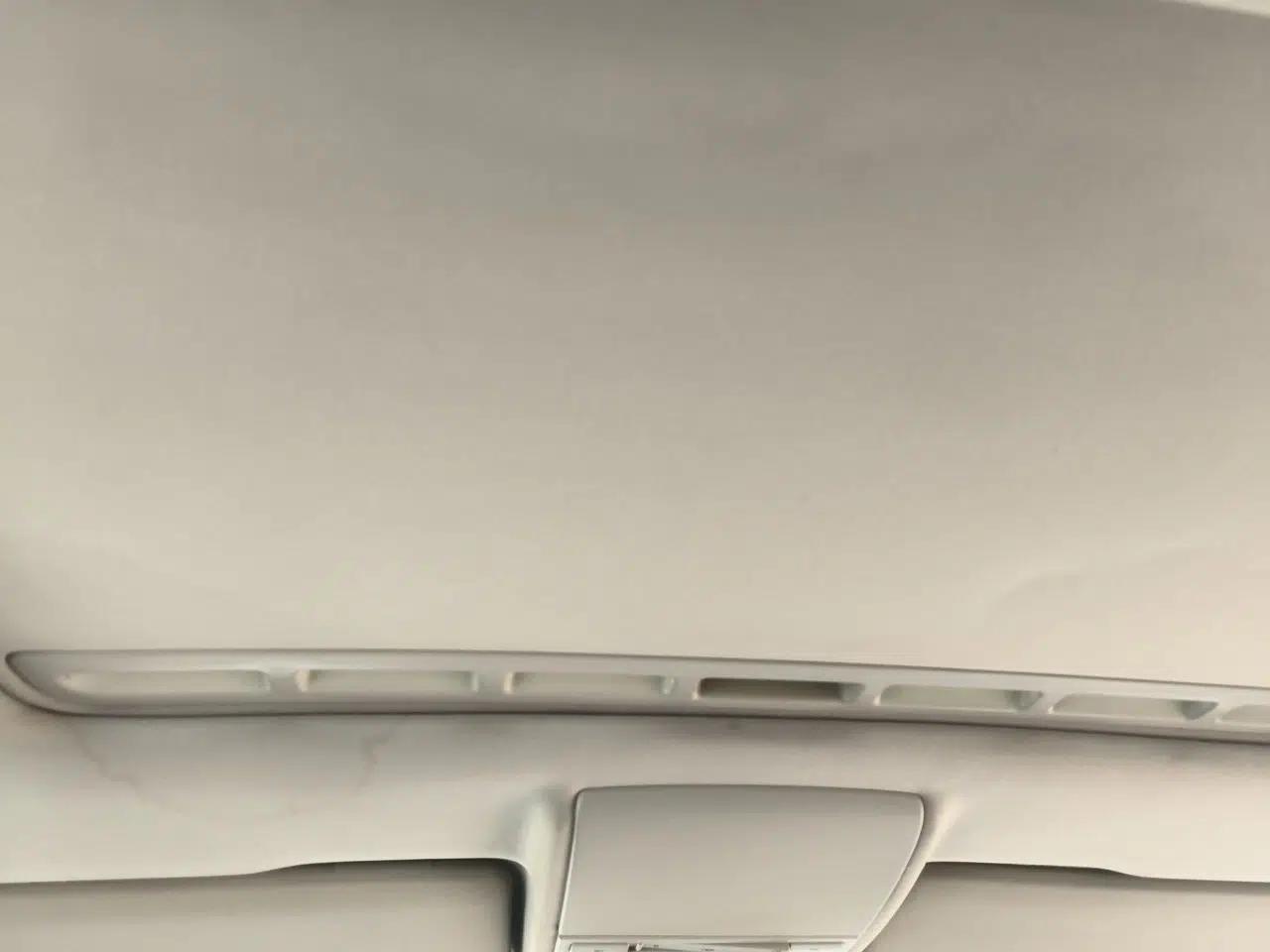 Volkswagen Gran Lavida 2013 1.6L Automatic Comfort Model — миниатюра 19