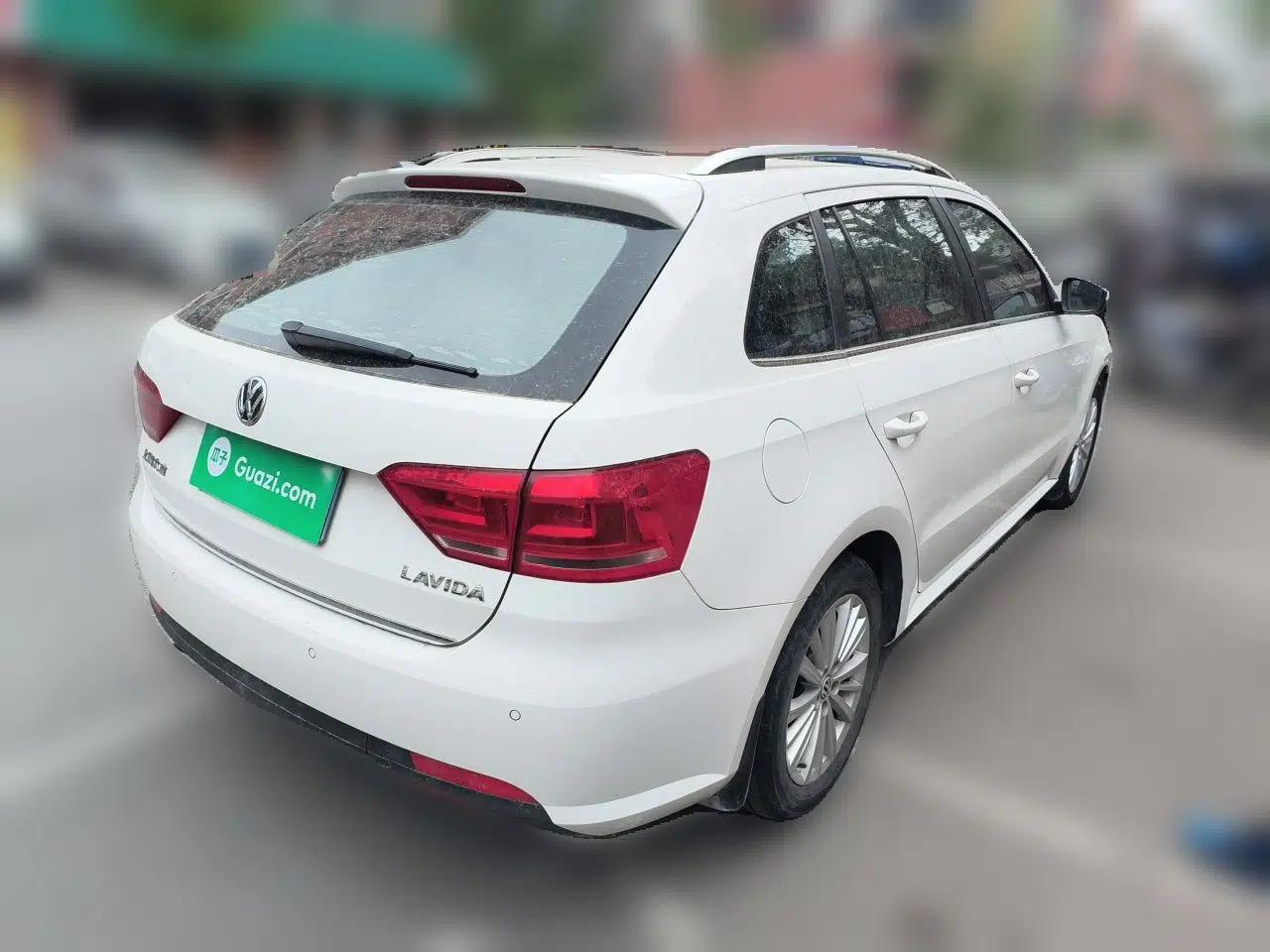 Volkswagen Gran Lavida 2013 1.6L Automatic Comfort Model — миниатюра 6