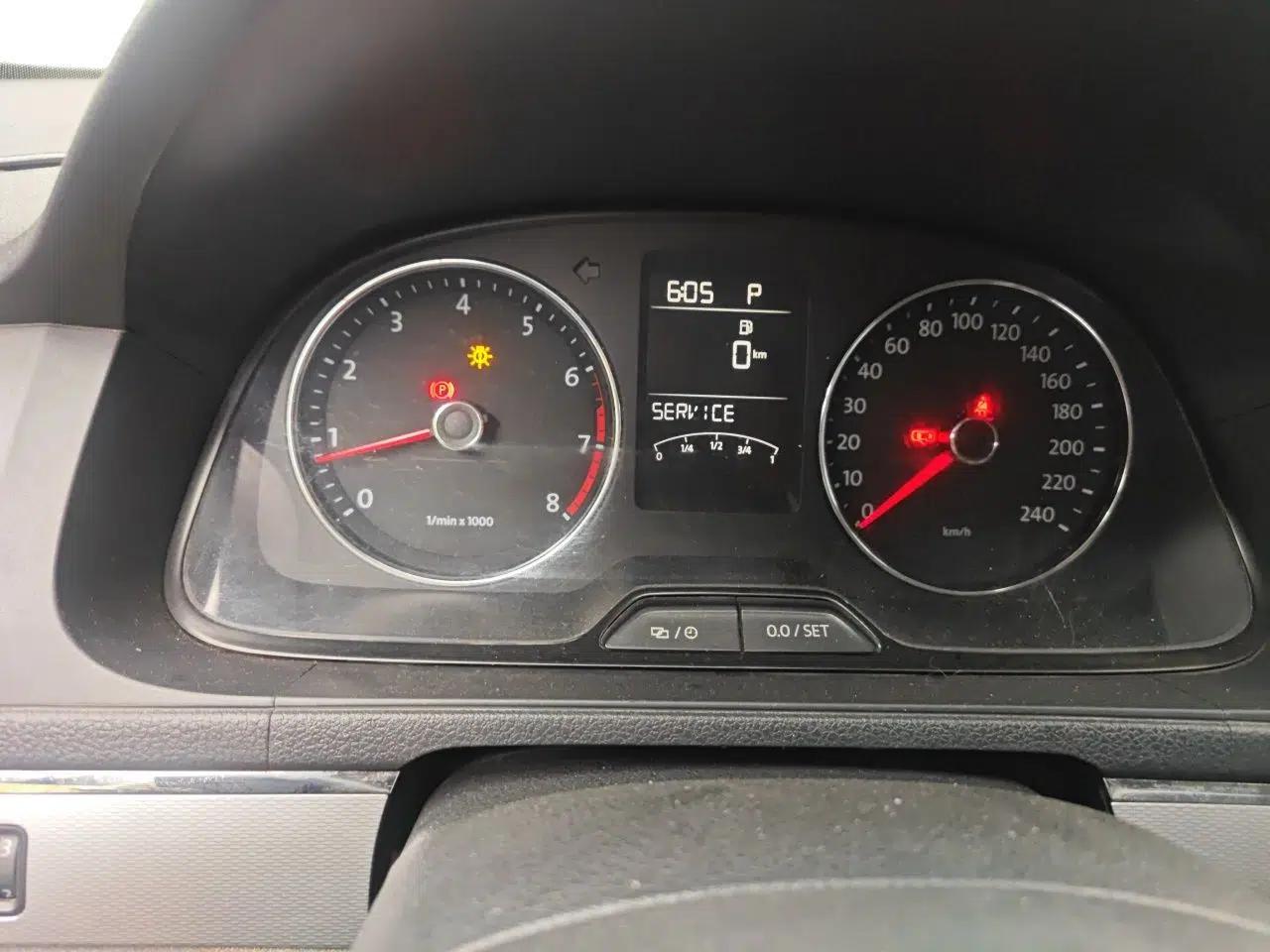 Volkswagen Gran Lavida 2014 1.4TSI Automatic Sport Edition — миниатюра 12