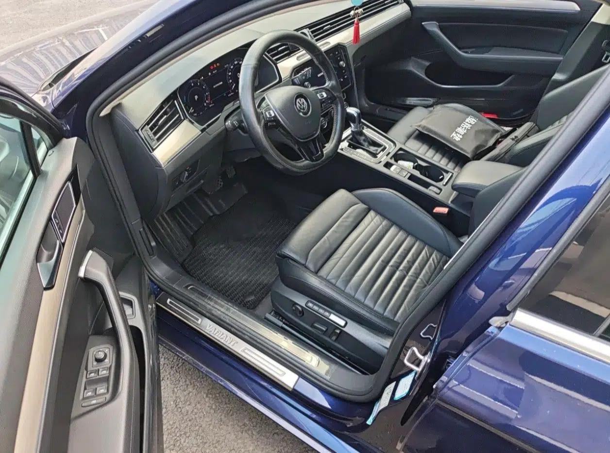 Volkswagen Variant New Energy 2019 GTE model — миниатюра 17