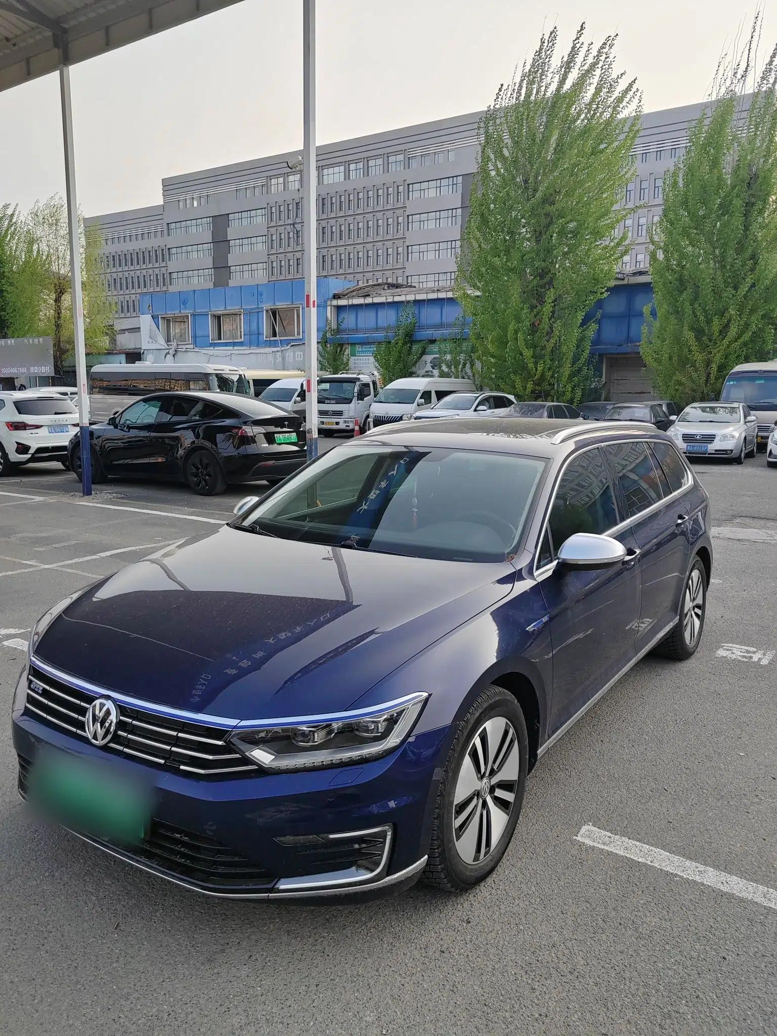 Volkswagen Variant New Energy 2019 GTE model — миниатюра 4
