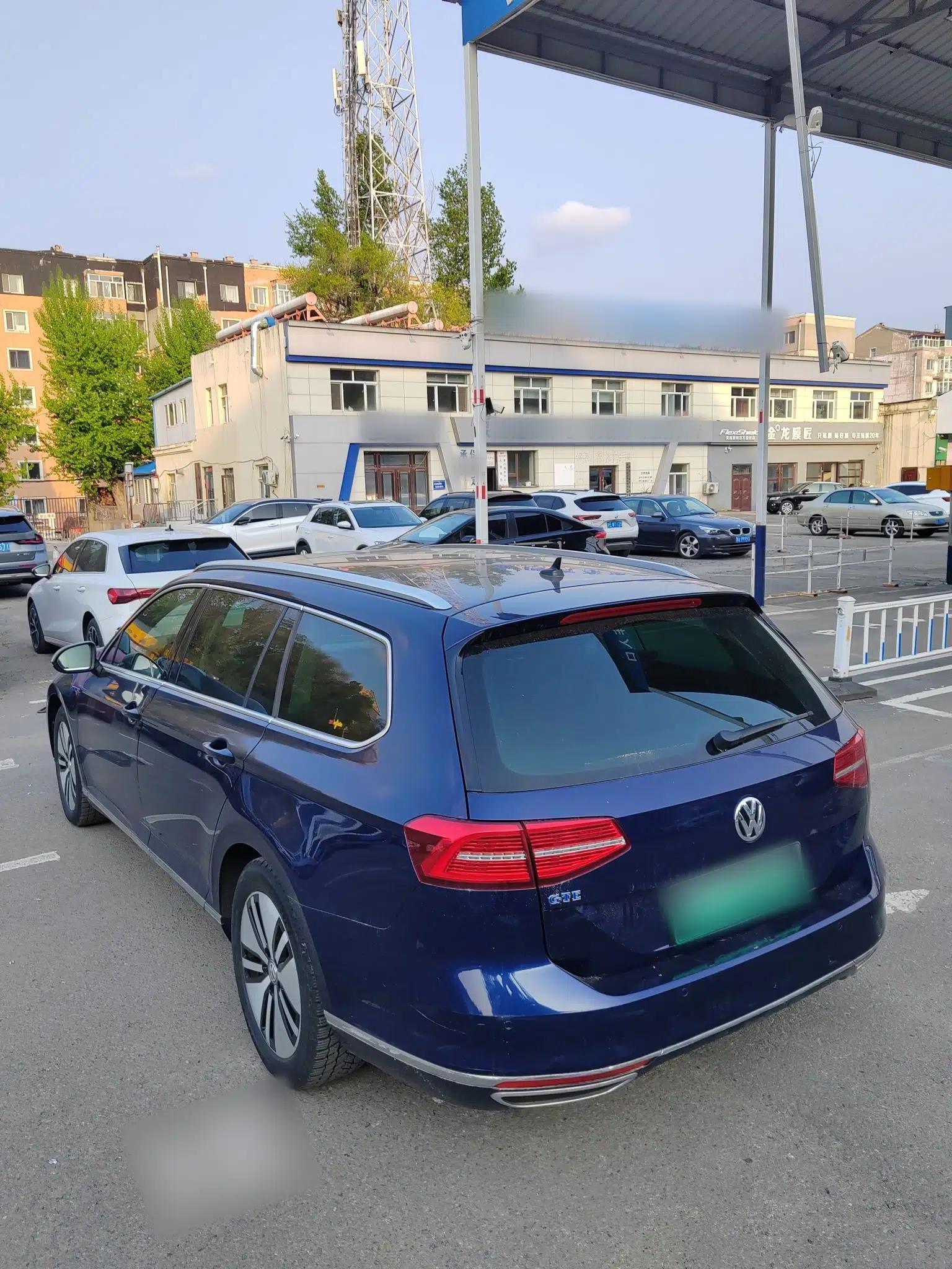Volkswagen Variant New Energy 2019 GTE model — миниатюра 7