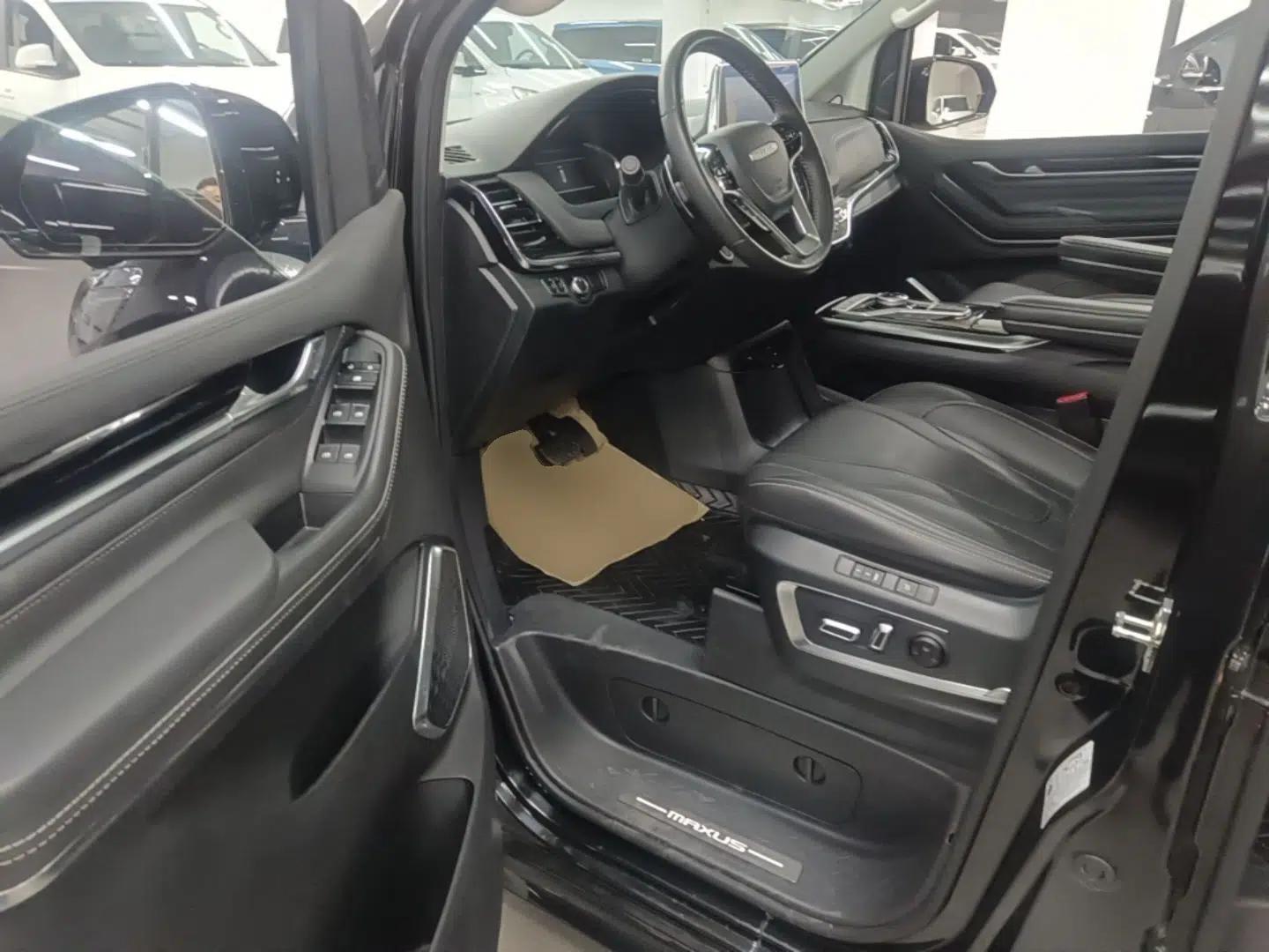 SAIC MAXUS G20 2021 PLUS 2.0T Gasoline Automatic Luxury Edition — миниатюра 18