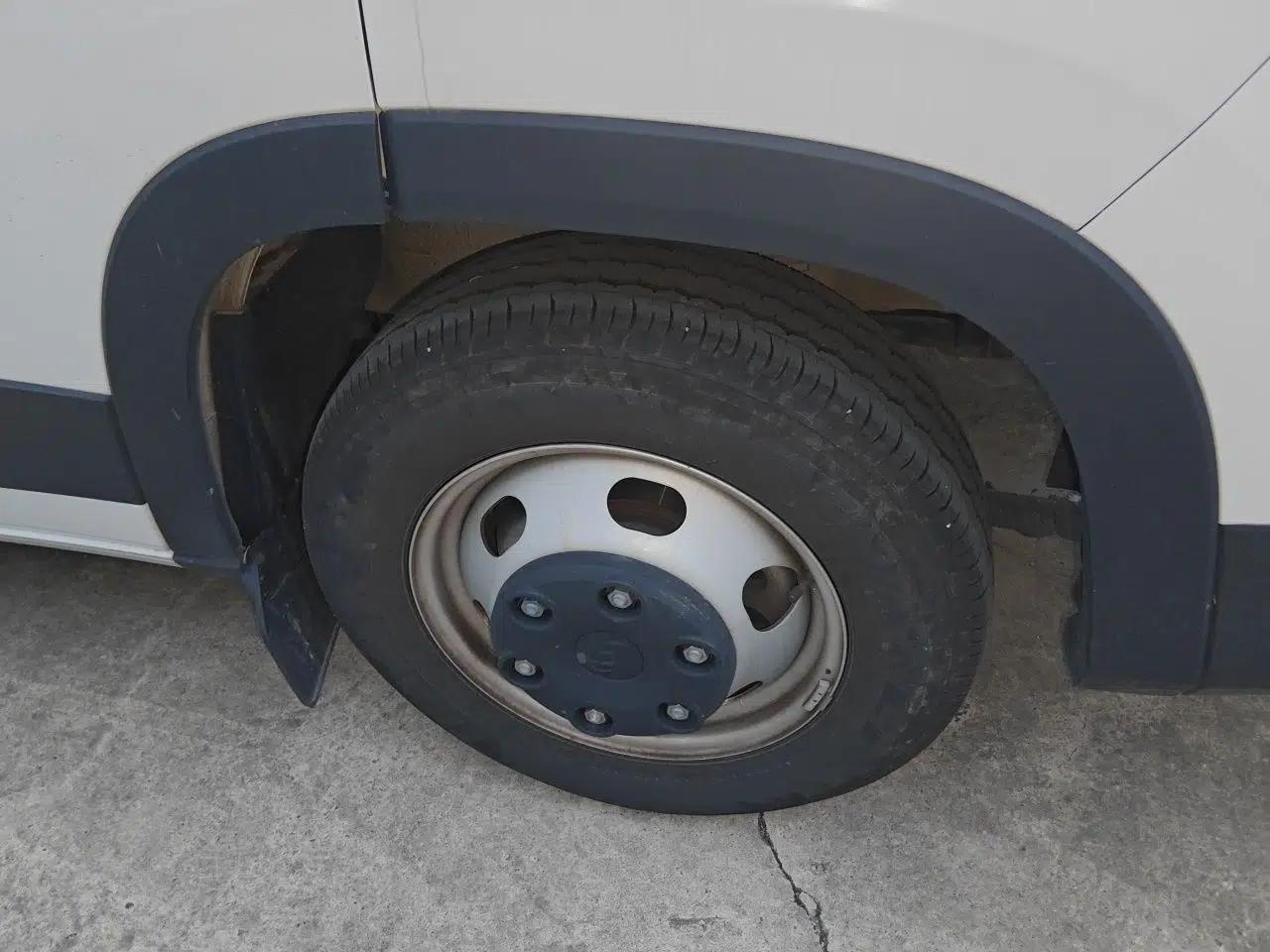 SAIC MAXUS Xintu V90  — миниатюра 8