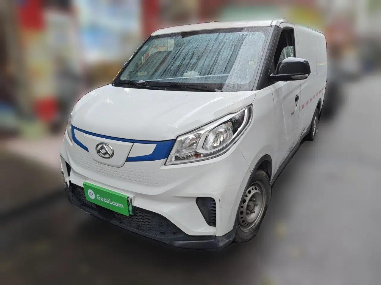 SAIC MAXUS EV30 2019 City Logistics Vehicle Fast Delivery Version Long Wheelbase Mengguli 35 kWh — миниатюра 1