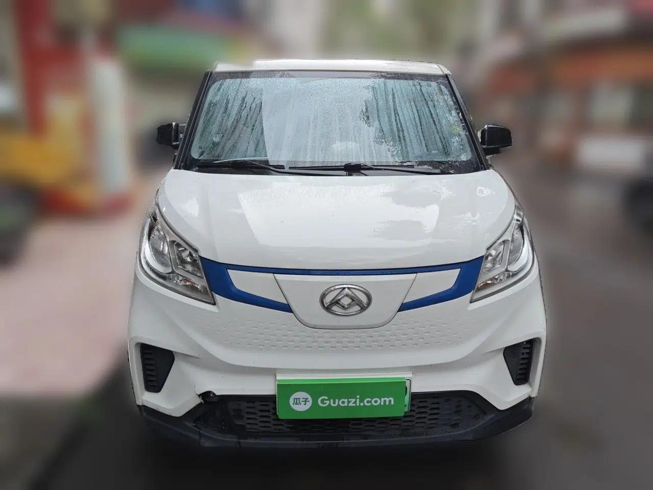 SAIC MAXUS EV30 2019 City Logistics Vehicle Fast Delivery Version Long Wheelbase Mengguli 35 kWh — миниатюра 2