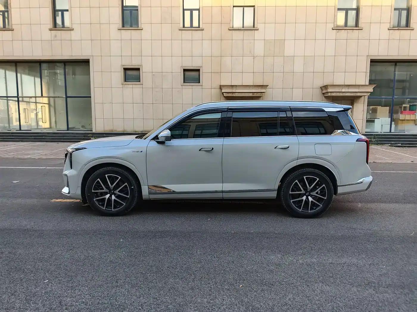 Trumpchi ES9 2024 PHEV 143km Pro+ — миниатюра 5