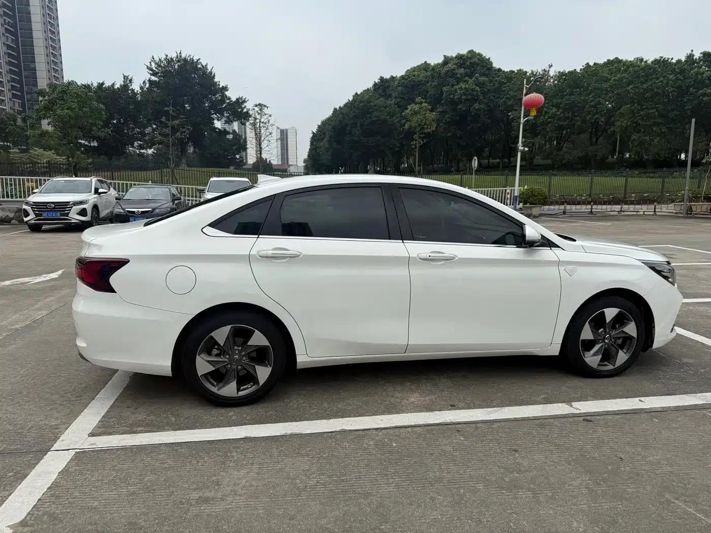 Trumpchi GA4 2018 200T Automatic Premium Edition — миниатюра 11
