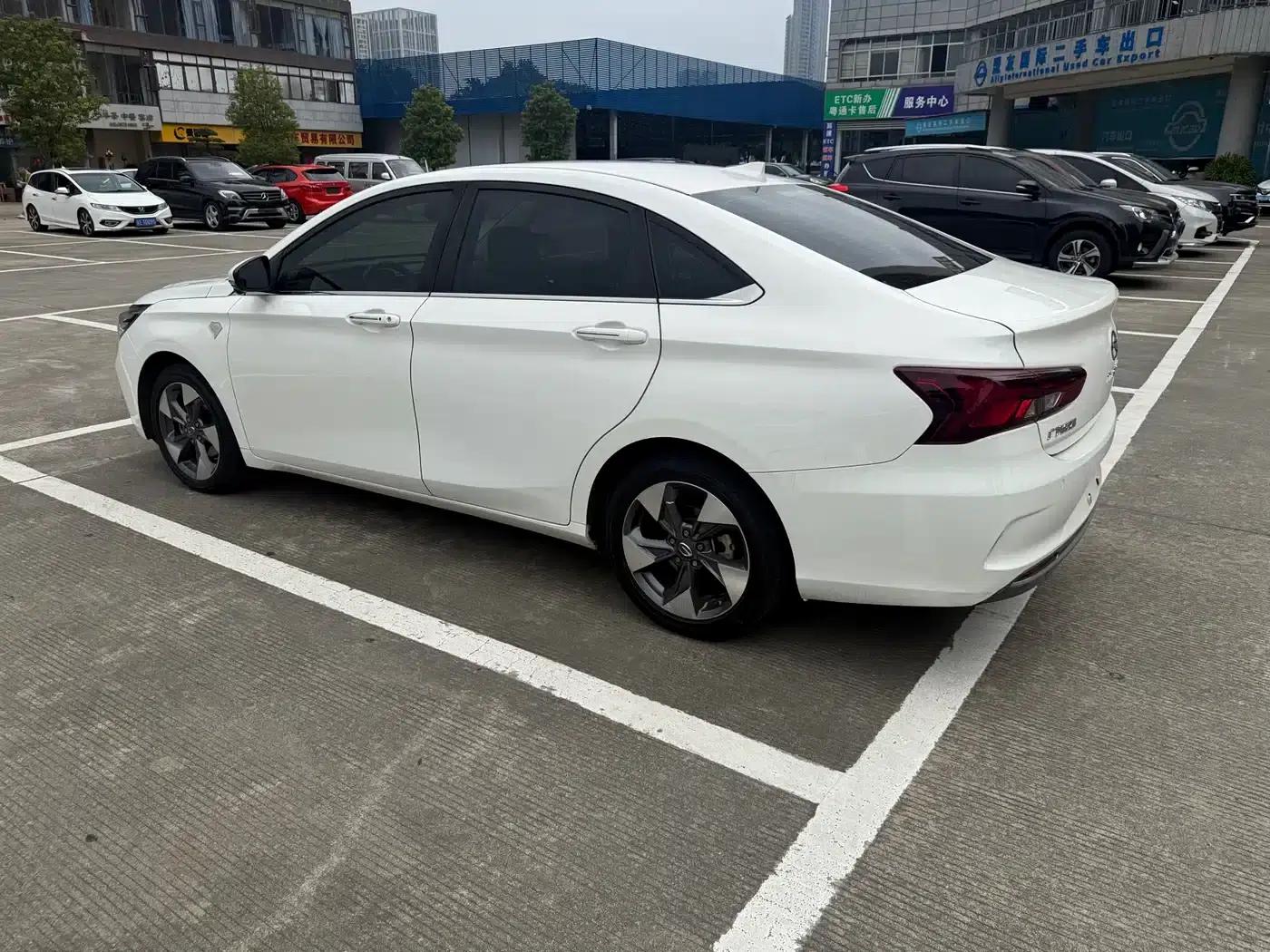 Trumpchi GA4 2018 200T Automatic Premium Edition — миниатюра 14