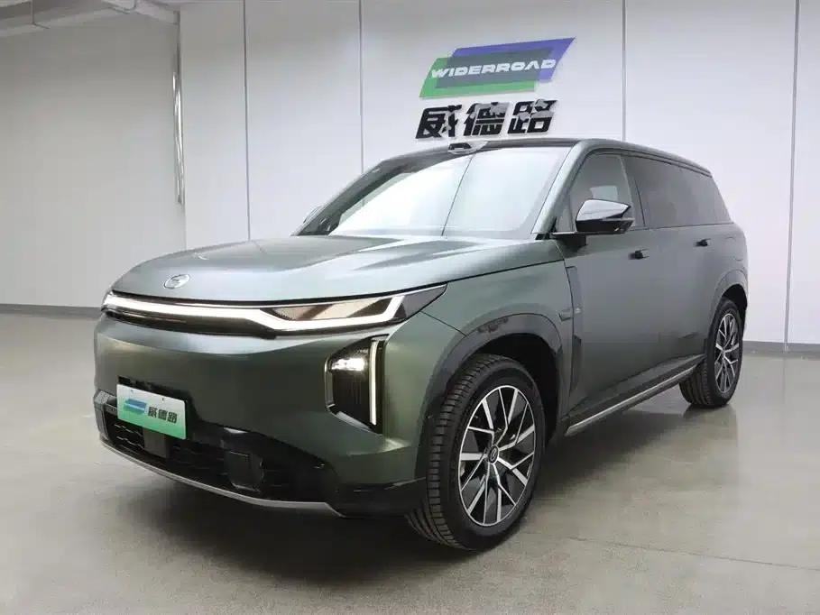 Trumpchi S7 2025 180km/h Ultra AWD LiDAR Edition — миниатюра 1