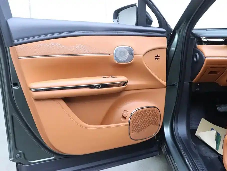 Trumpchi S7 2025 180km/h Ultra AWD LiDAR Edition — миниатюра 11