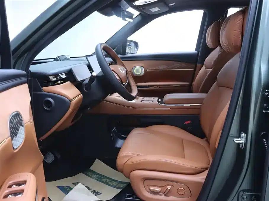 Trumpchi S7 2025 180km/h Ultra AWD LiDAR Edition — миниатюра 14