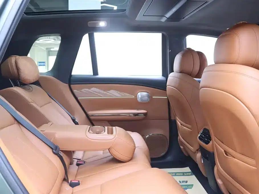 Trumpchi S7 2025 180km/h Ultra AWD LiDAR Edition — миниатюра 15
