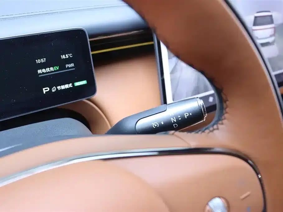 Trumpchi S7 2025 180km/h Ultra AWD LiDAR Edition — миниатюра 10