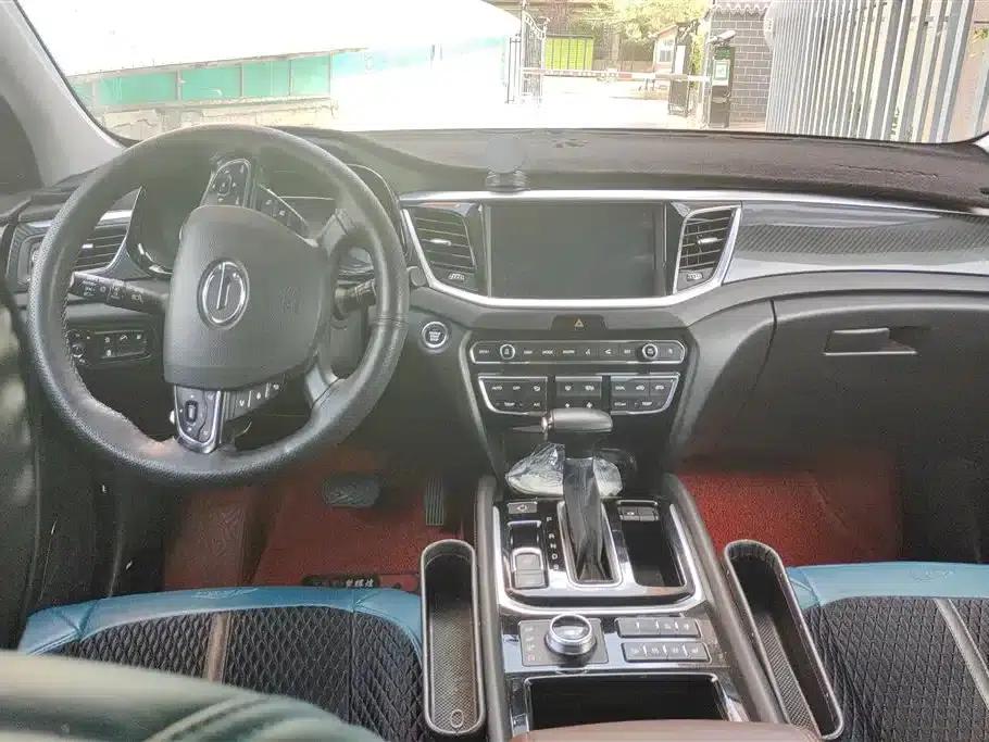 Trumpchi GS7 2017 320T 4WD Luxury Intelligent Connected Edition — миниатюра 12