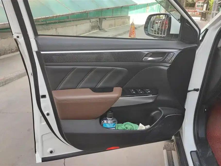 Trumpchi GS7 2017 320T 4WD Luxury Intelligent Connected Edition — миниатюра 7