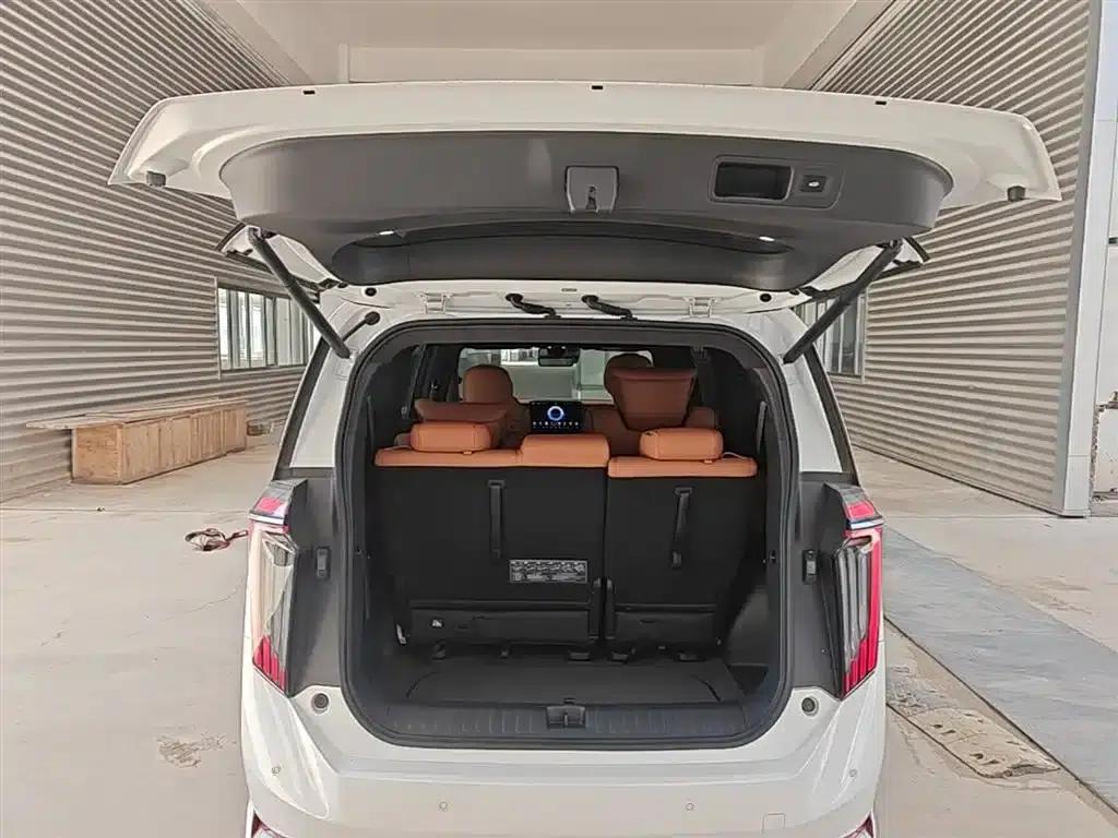 Trumpchi Aspiration M8 2025 Qiankun Series Ultra First Class — миниатюра 19