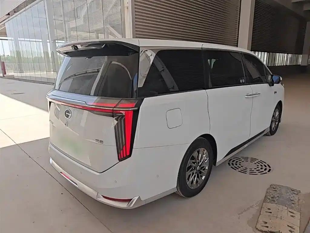 Trumpchi Aspiration M8 2025 Qiankun Series Ultra First Class — миниатюра 7