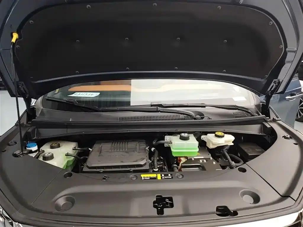 Trumpchi M8 2025 Qiankun Series Pro Comfort Cabin — миниатюра 20