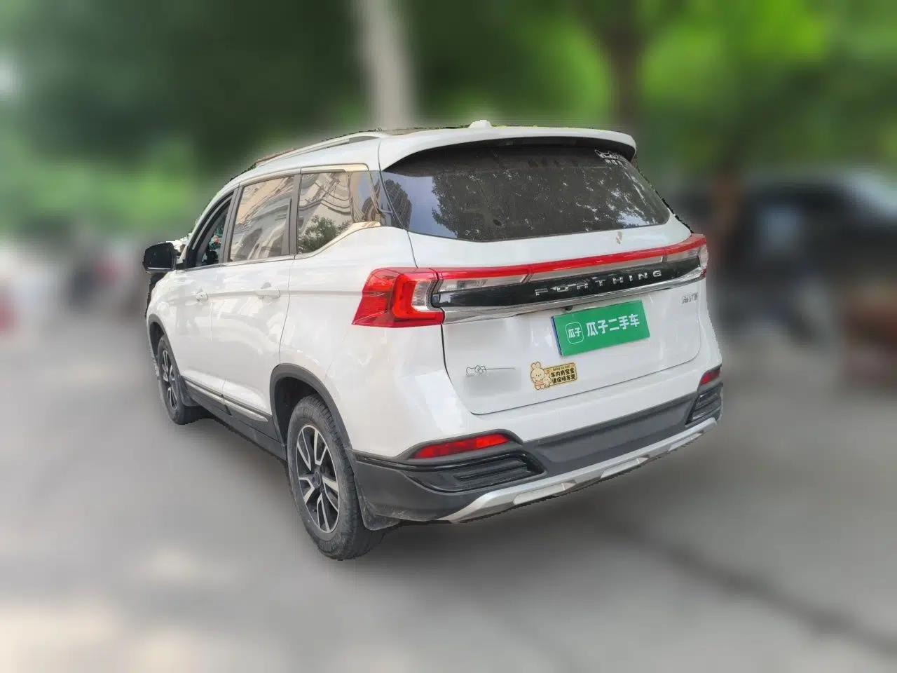 FORTHING T5 2022 Grand Edition 1.6L Manual Dream-Chasing Five-Seat Model — миниатюра 4