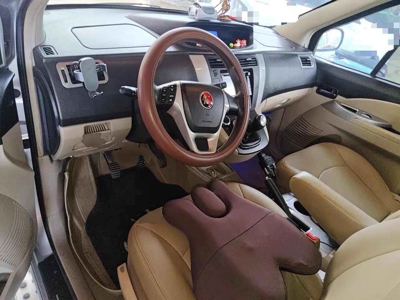 FORTHING Joyear SUV 2012 1.6L Luxury Model — миниатюра 11