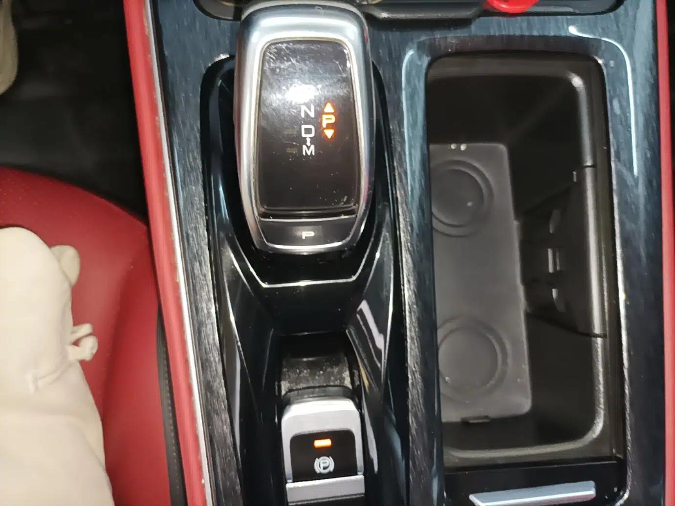 Dongfeng Aeolus Yixuan MAX 2021 1.5T Ultra-Stylish Trendsetter Edition — миниатюра 17