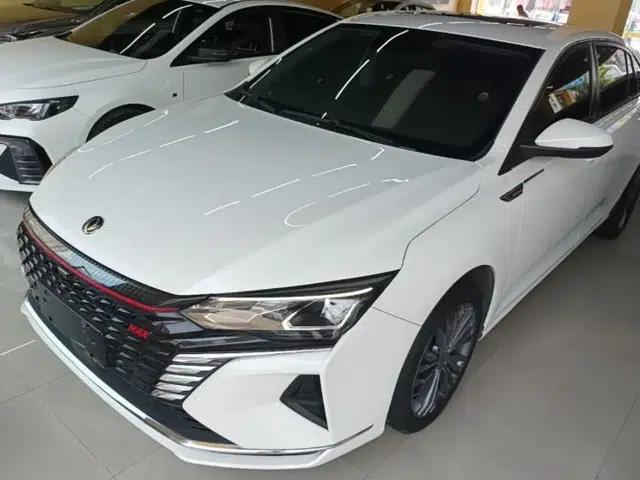 Dongfeng Aeolus Yixuan MAX 2021 1.5T Ultra-Stylish Trendsetter Edition