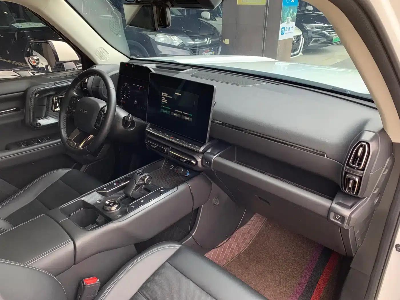 Haval Big Dog PLUS New Energy 2023 DHT-PHEV 105km Trendy Electric Edition Plus — миниатюра 16
