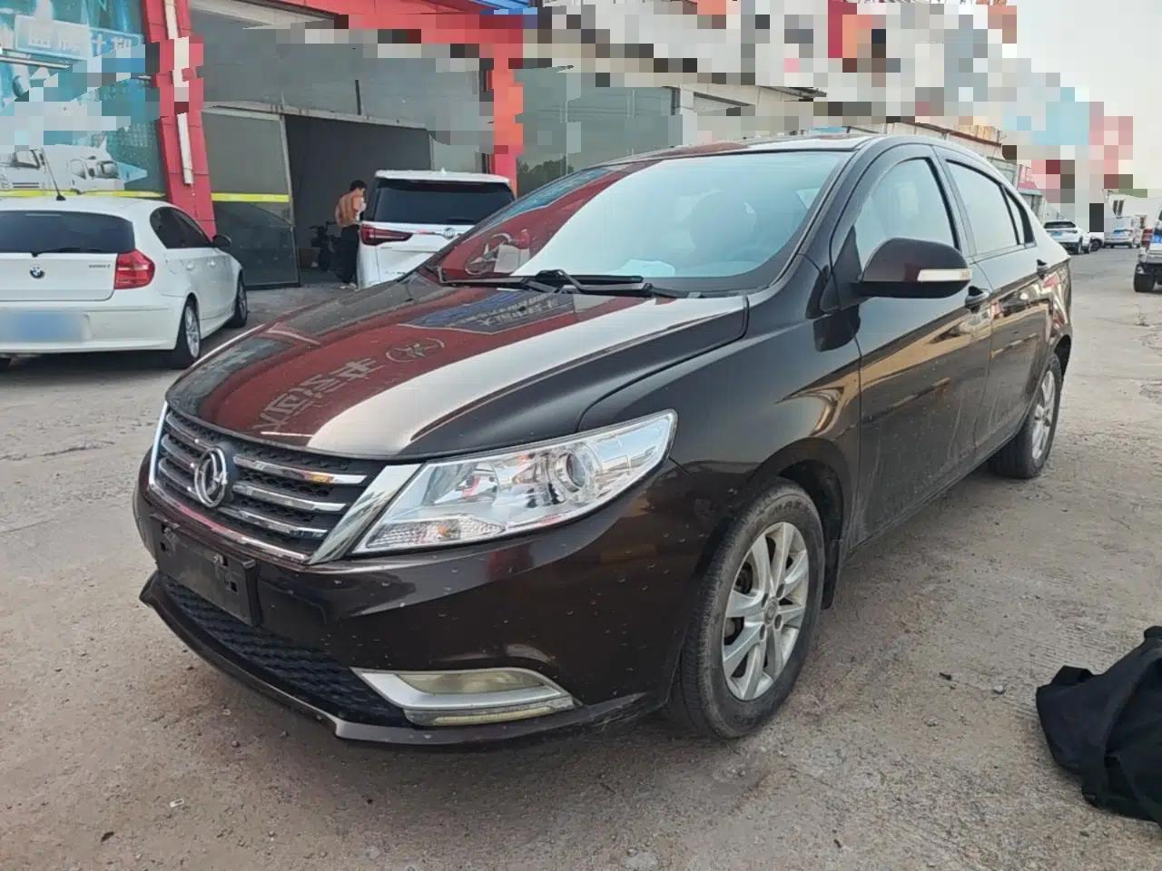 Dongfeng Aeolus A30 2014 1.5L Manual Smart-Drive Luxury Edition — миниатюра 1