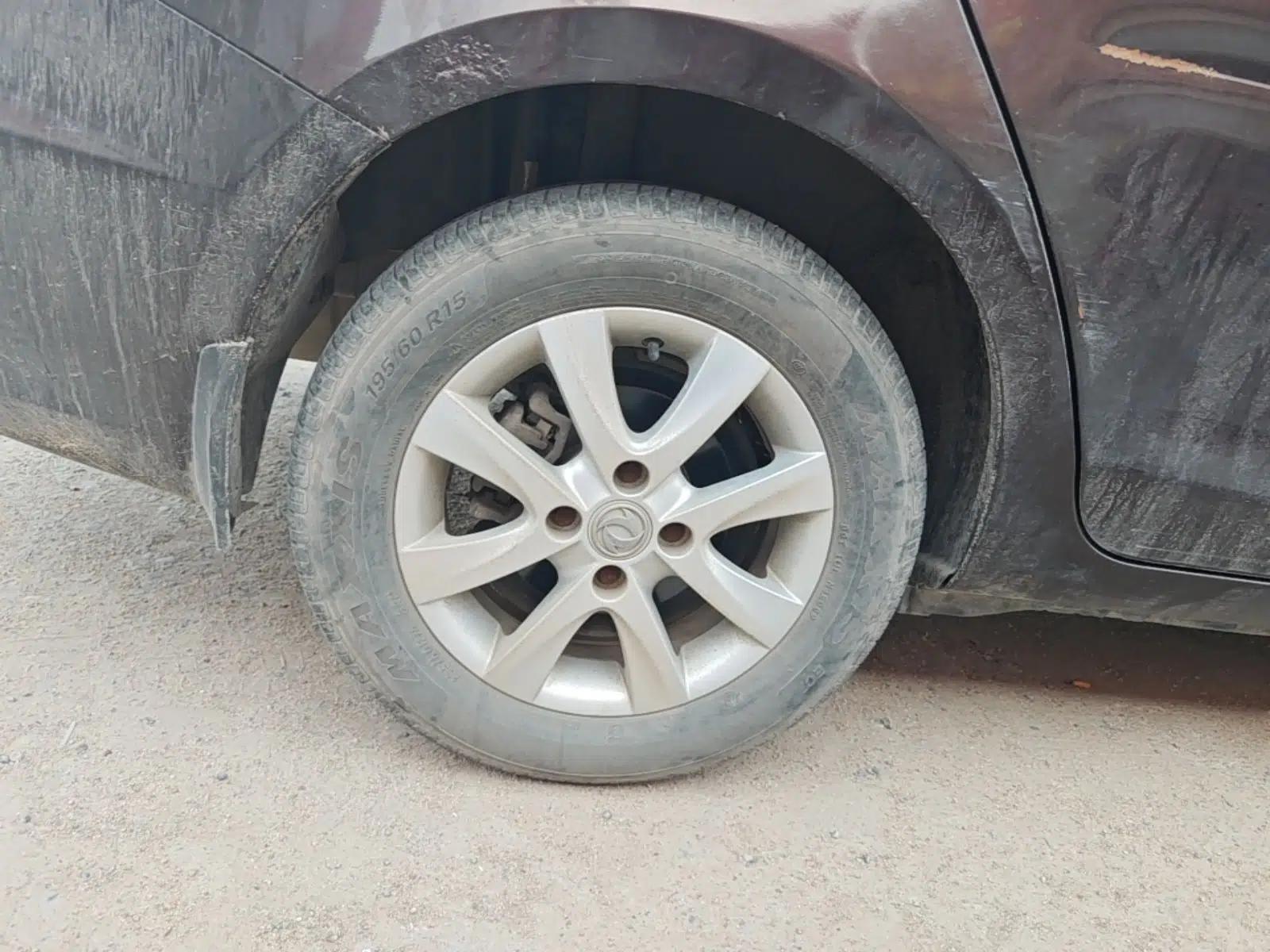 Dongfeng Aeolus A30 2014 1.5L Manual Smart-Drive Luxury Edition — миниатюра 10