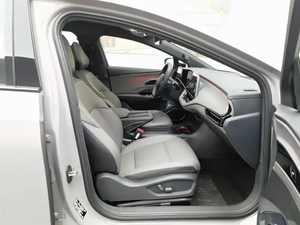 Hongqi EH7 2025 640 AWD Smart Selection Edition — миниатюра 23