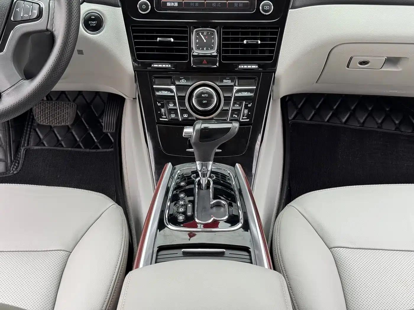 Hongqi H7 2013 2.0T Premium Edition — миниатюра 19