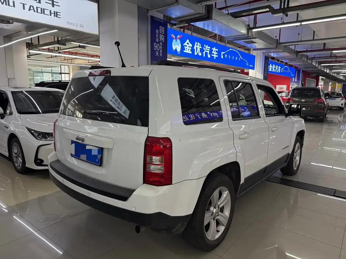 2014 Jeep Compass 2.4L Sport Edition — миниатюра 3