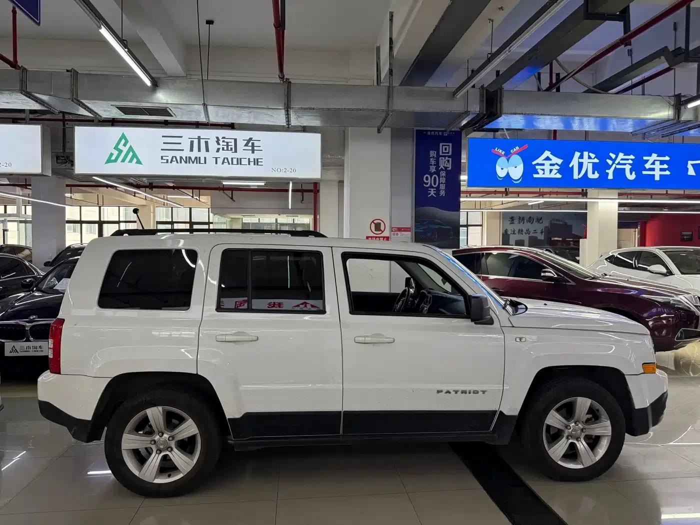 2014 Jeep Compass 2.4L Sport Edition — миниатюра 5