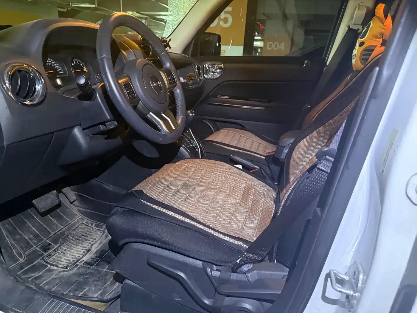 2014 Jeep Compass 2.4L Sport Edition — миниатюра 10