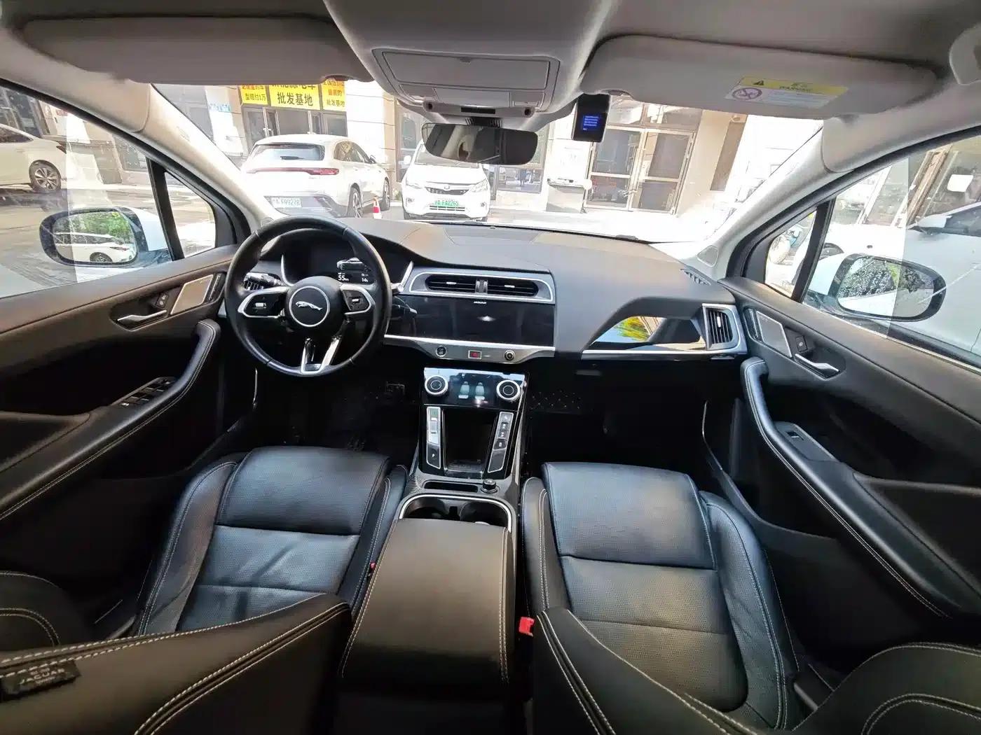 Jaguar I-PACE 2018 EV400 HSE — миниатюра 13