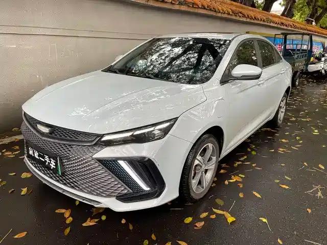 Geely Emgrand L HiP 2022 1.5TD-DHT Pro 100KM Super Net