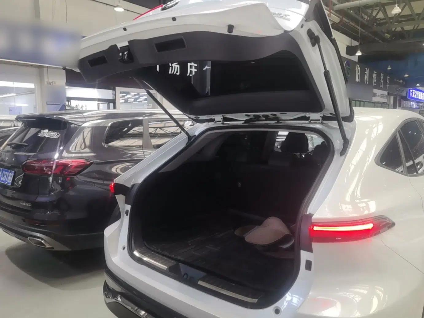 Toyota Venza 2023 2.0L CVT Two-Wheel Drive Luxury Edition — миниатюра 22
