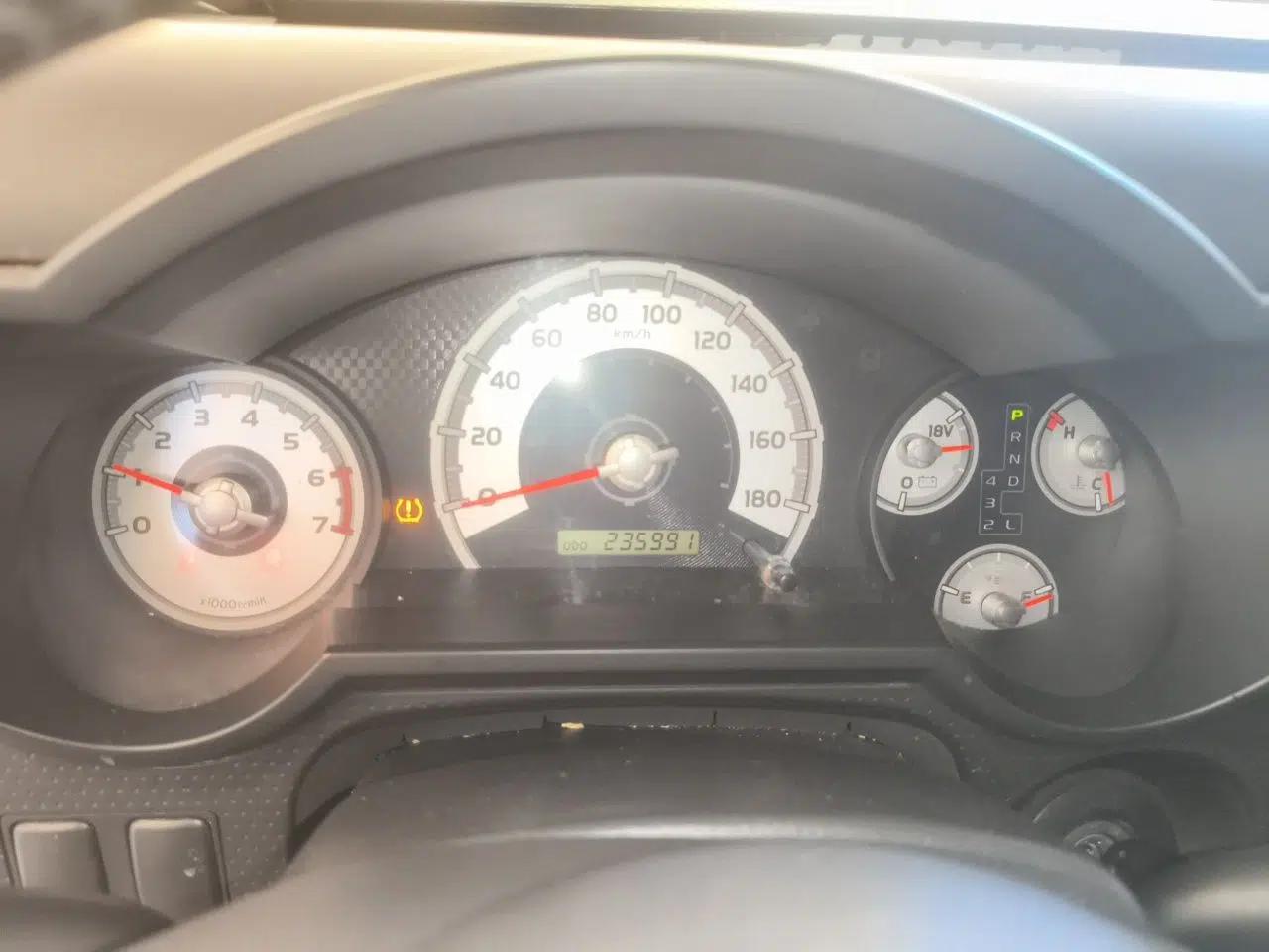 Toyota FJ Cruiser  — миниатюра 12