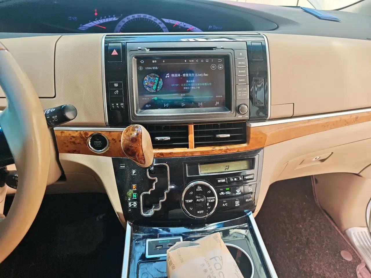 Toyota Previa  — миниатюра 14