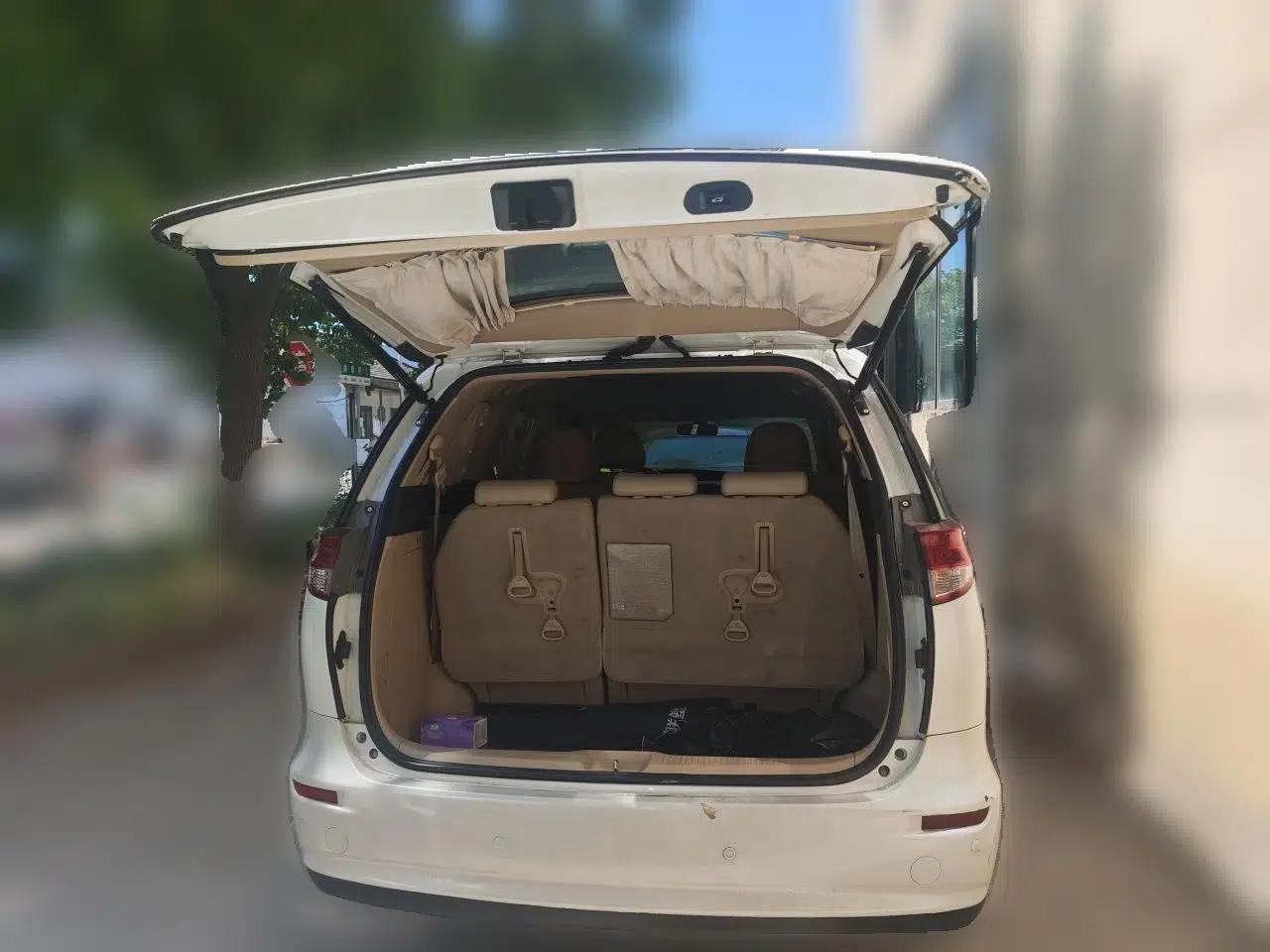 Toyota Previa  — миниатюра 20