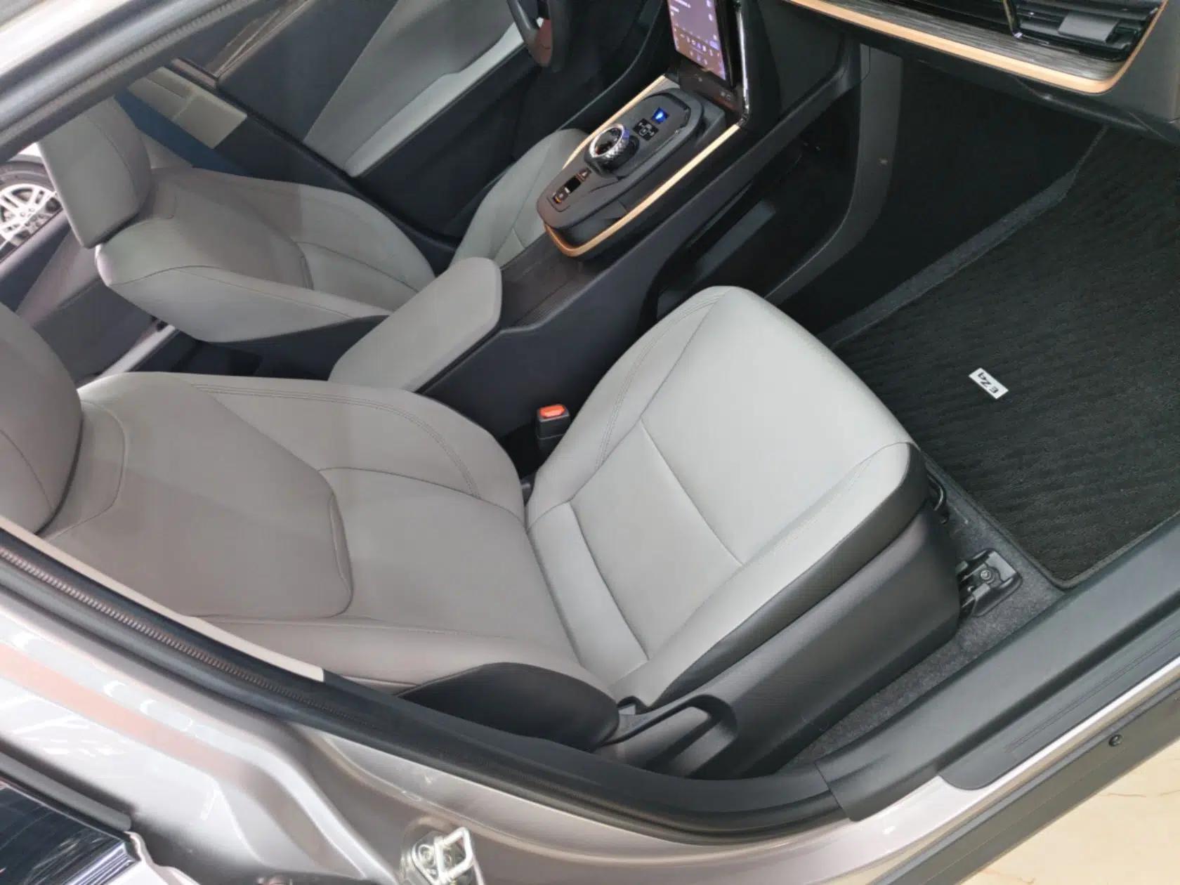 Toyota bZ3 2024 517 km Elite PRO — миниатюра 23