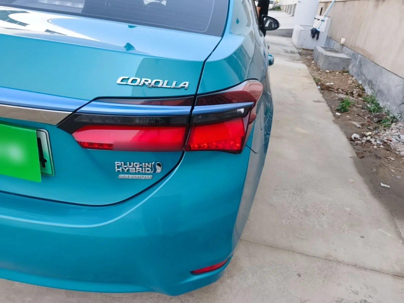 Toyota Corolla Hybrid E+ 2019 1.8L E-CVT Flagship Edition — миниатюра 8