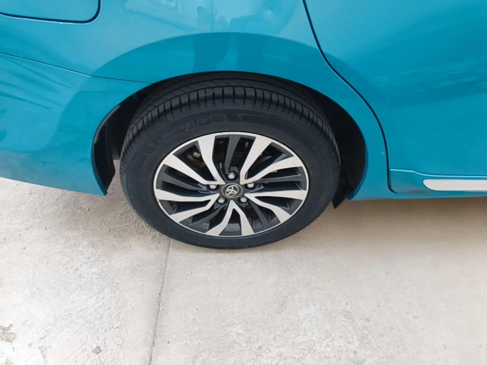 Toyota Corolla Hybrid E+ 2019 1.8L E-CVT Flagship Edition — миниатюра 10