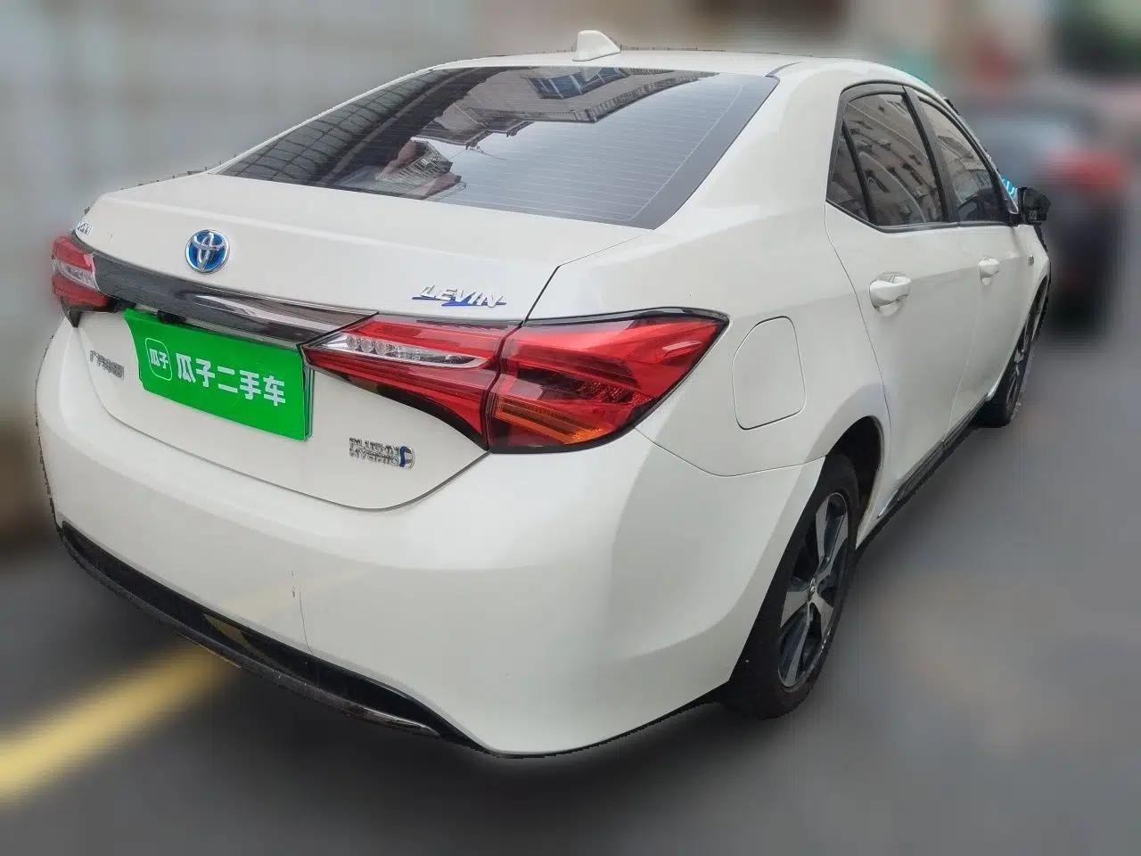 Toyota Levin Hybrid E+ 2019 1.8 PH GS E-CVT Elite Style Edition — миниатюра 6