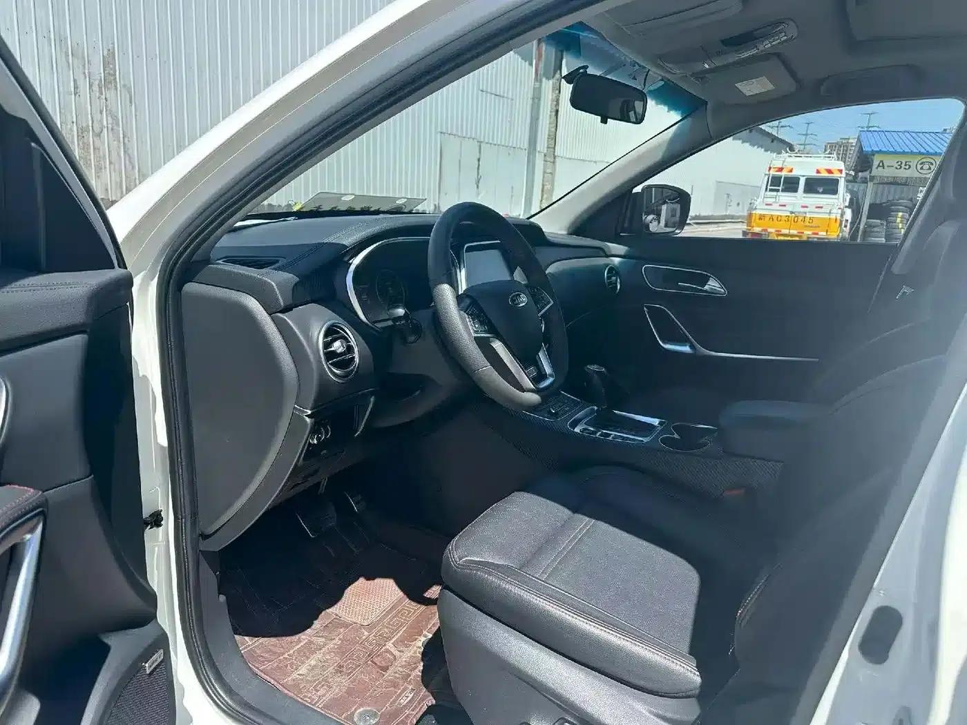 Refine S7 2017 1.5T Automatic Deluxe Edition — миниатюра 4