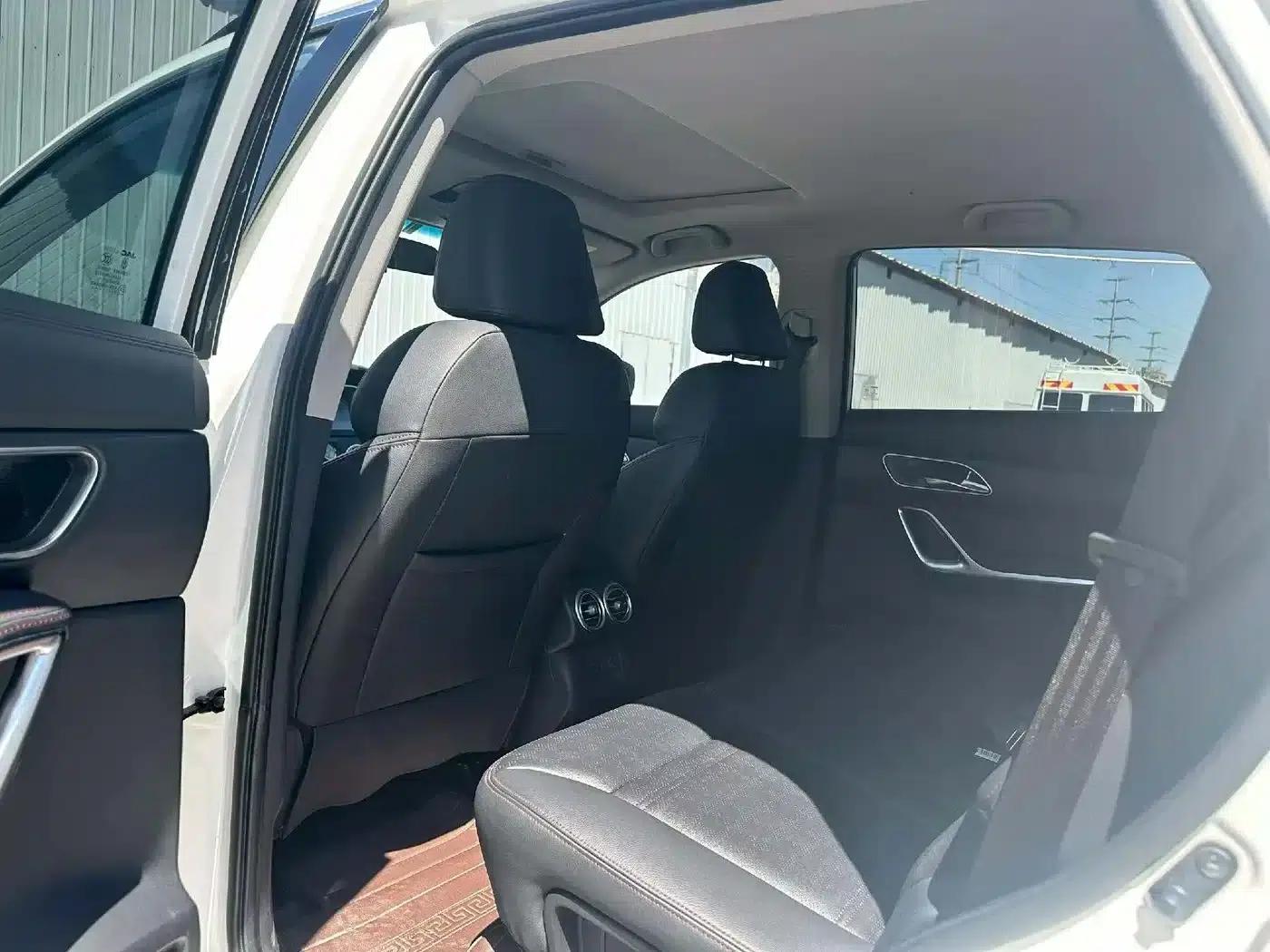 Refine S7 2017 1.5T Automatic Deluxe Edition — миниатюра 6